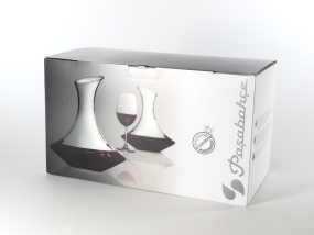 wine glass and decanter set